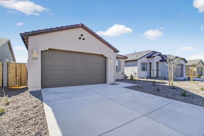 Foto del edificio - Modern 3BR Living with Resort-Style Amenities in Magma Vista Ranch