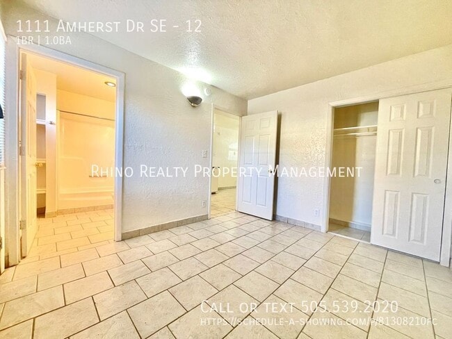 Building Photo - 1111 Amherst Dr SE