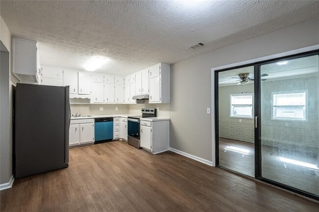Foto del edificio - 366 Haymarket Ln