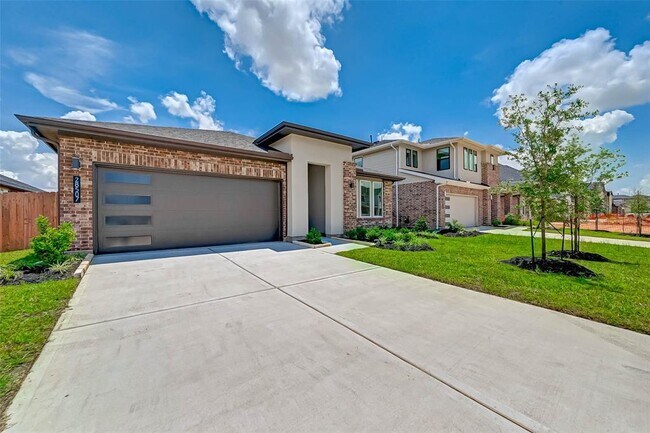 Foto del edificio - 28507 Hazel Trl