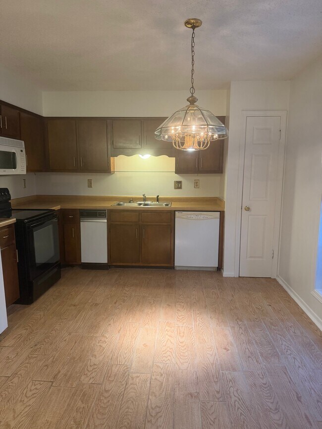 Foto del edificio - 3093 Littlefield Cove
