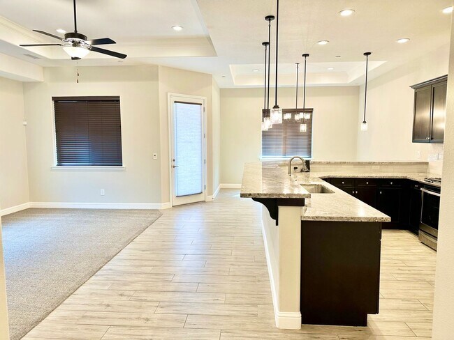 Building Photo - Gorgeous Riverstone 3/2