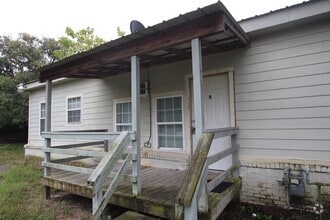Building Photo - 1010 Bennett Ave