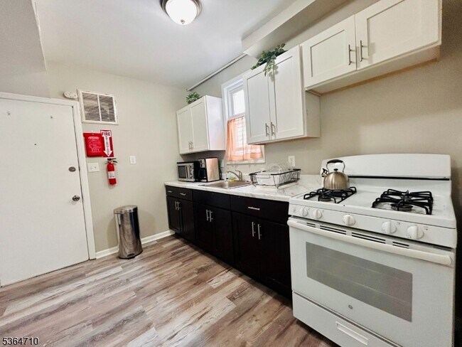 Foto del edificio - 123 N 15th St