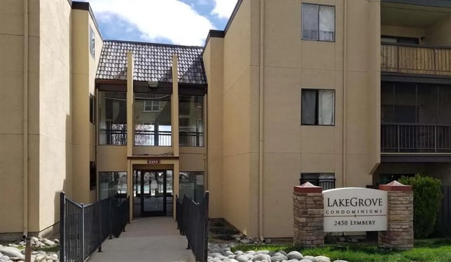 Building Photo - 2450 Lymbery St