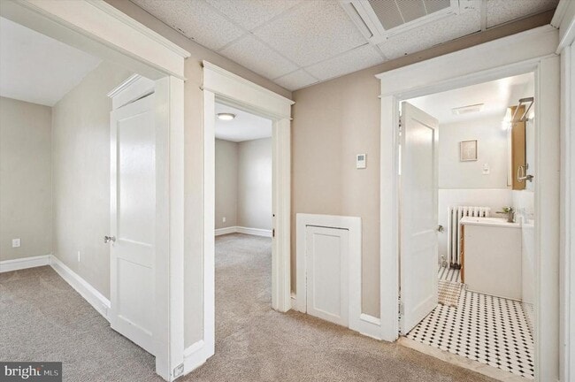 Foto del edificio - 272 Burmont Rd