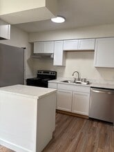 Building Photo - 2517 Leeper Dr