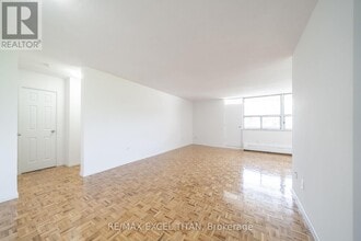 Building Photo - 5 Glamorgan Ave