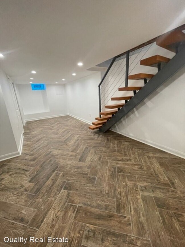 Foto del edificio - 3 br, 2 bath House - 2029 Vici Street