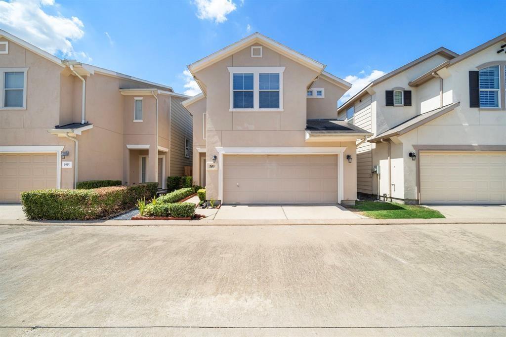 Foto principal - 1919 Harwood Springs Dr