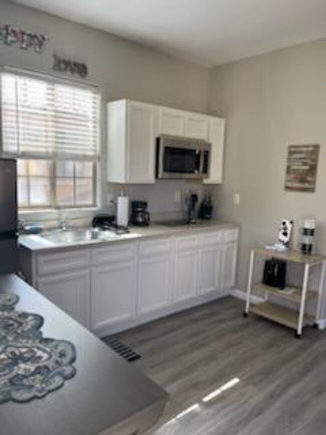 Foto del edificio - Fully Furnished Studio Casita in Buckeye AZ!