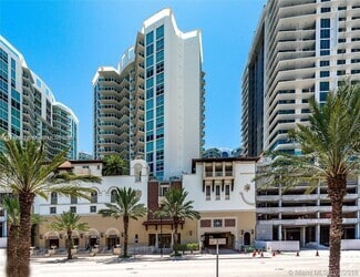 Building Photo - 250 Sunny Isles Blvd