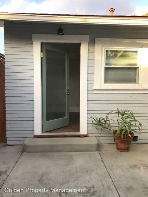 Building Photo - 4543 Kensington Dr