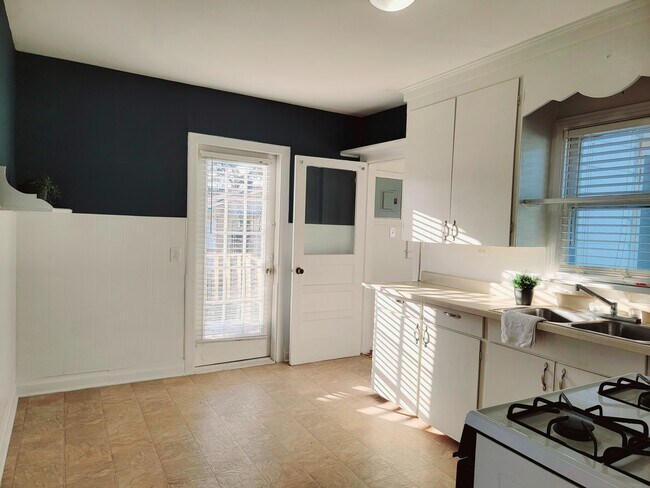 Publix 7 - 813 28th St