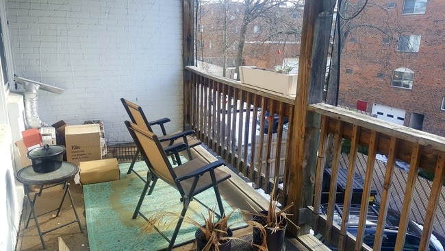 Building Photo - 45 Ashford St