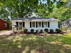 Foto principal - 2420 Milburnie Rd
