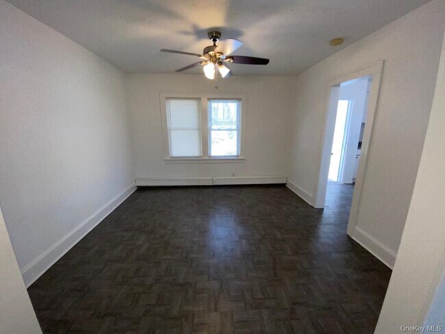 Foto del edificio - 56 Millspaugh Ln