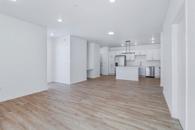 Foto del edificio - 2465 62nd Ave S