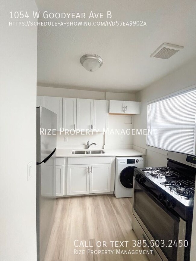 Building Photo - 1054 W 1520 N
