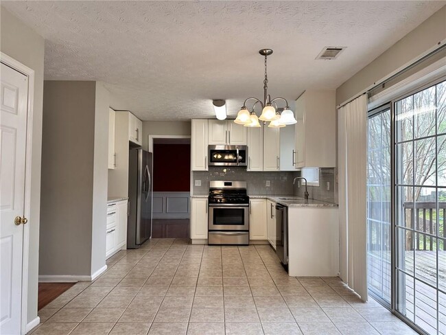 Building Photo - 2725 White Blossom Ln