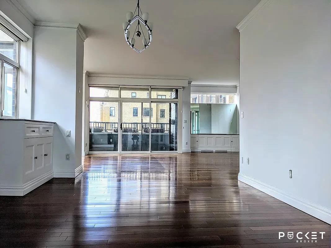 22 W 66th St New York, NY 10023 Alquileres en New York, NY