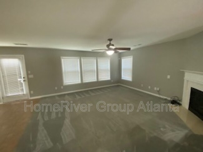 Foto del edificio - 94 Laurel Branch Ct