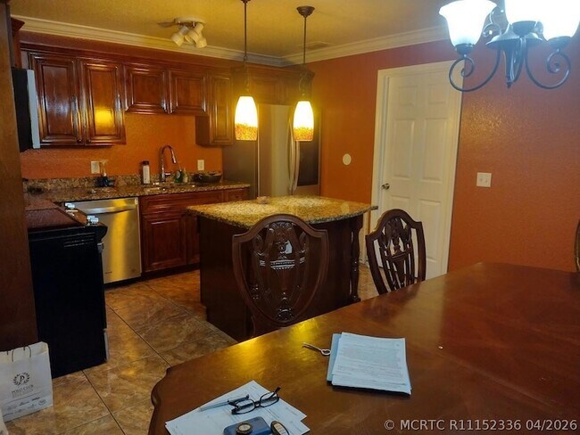 Foto del edificio - 318 N 24th St