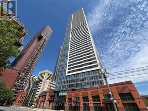 Building Photo - 609 Sherbourne St