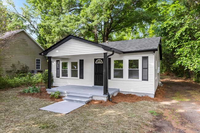 Foto del edificio - 1155 Cedar Grove Ln