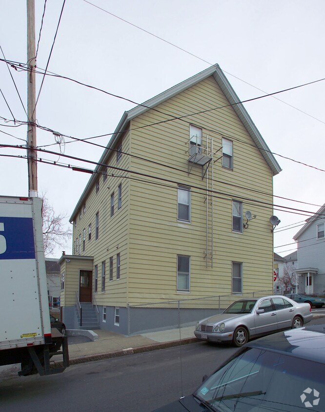 Building Photo - 179 Grant St