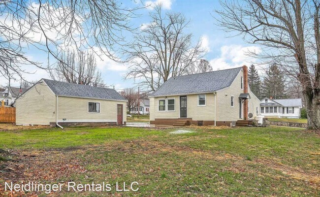 Building Photo - 5 br, 2 bath House - 12189 Snyder Ave