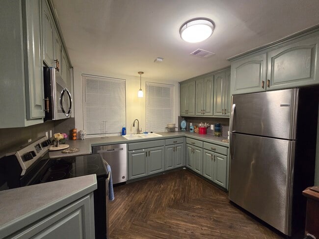 Foto del edificio - Highland Oasis Gardens