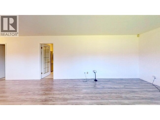 Building Photo - 10180 No. 4 Road