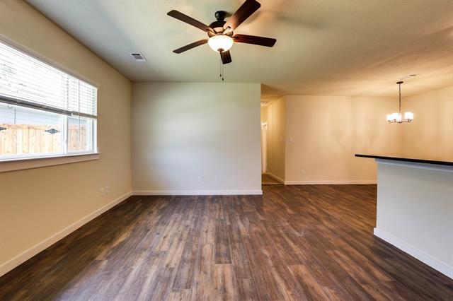 Building Photo - 652 Blackland dr