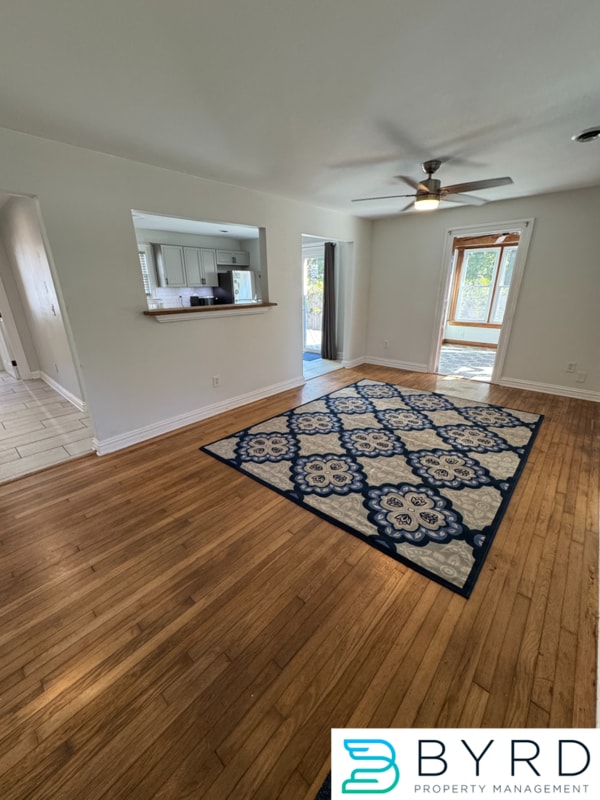 Foto del edificio - 5101 Boscobel Ave