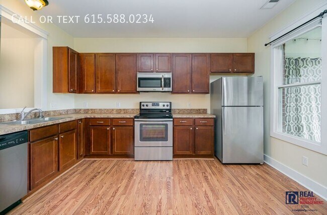 Foto del edificio - 1427 Winding Creek Dr