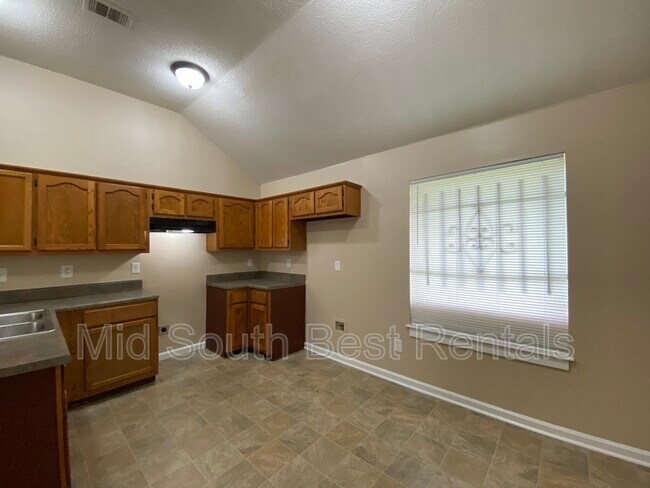 Foto del edificio - 5202 Chantilly Dr