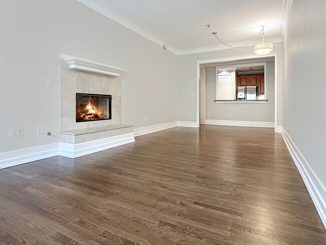 Foto del edificio - Beautiful Condo close to Emory and CDC!