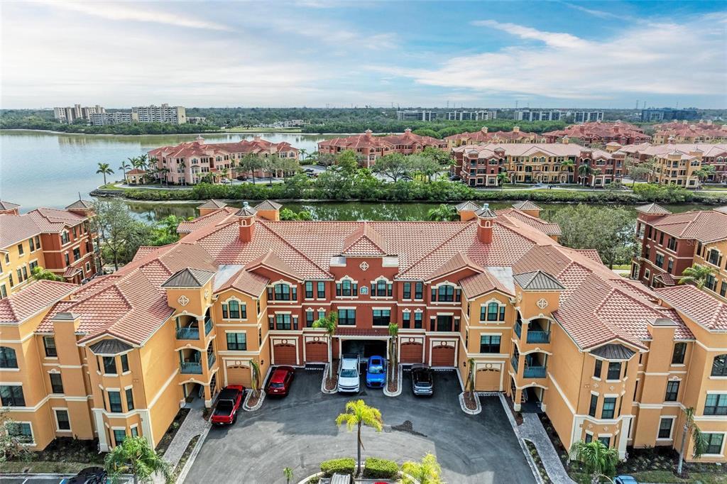 Foto principal - 2730 Via Tivoli