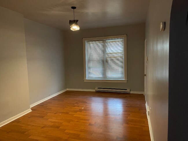 Foto del edificio - 129 N 14th St