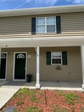 Building Photo - 601 Peletier Loop Rd