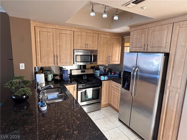 Foto del edificio - 210 E Flamingo Rd