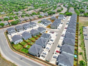 Building Photo - 6734 Summer Fest Dr