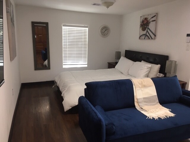 Foto del edificio - 5611 Chartres St