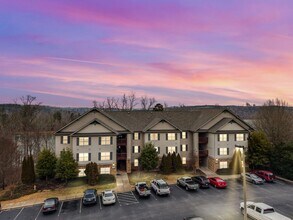 Building Photo - 821 Harts Cove Way