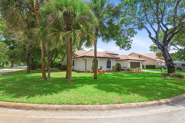 Foto del edificio - 10027 NW 56th Ct