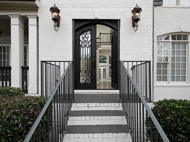 Foto del edificio - 4055 St Michelle Ln