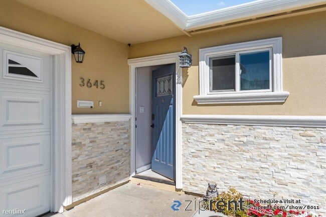 Building Photo - 3 br, 1 bath House - 3645 Detjen St, Fremo...