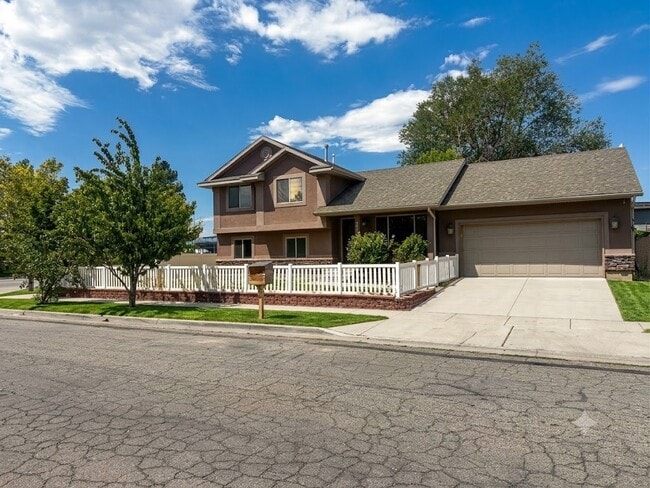 Photo - 307 Marion St (Salt Lake City, UT) House