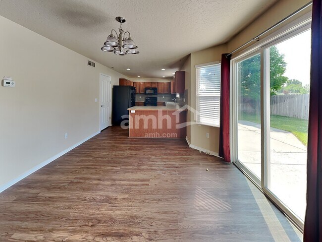 Building Photo - 191 W Tehuti Ct